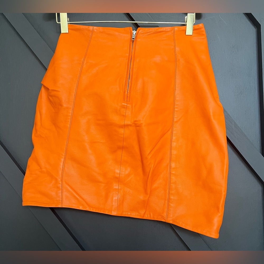 Camila Coelho Clementine Leather Skirt in Orange, Size Medium - Picture 7 of 10